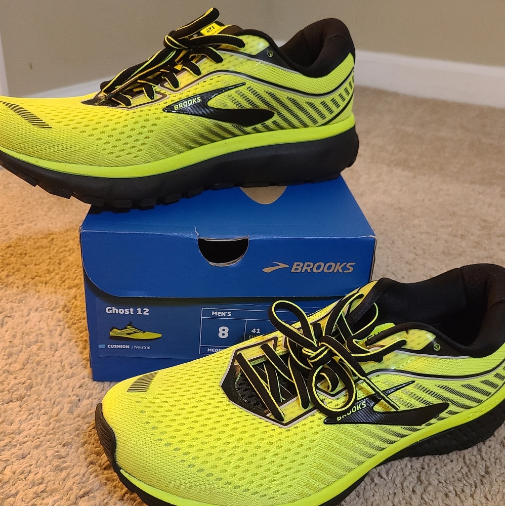 NIB Brooks Ghost
